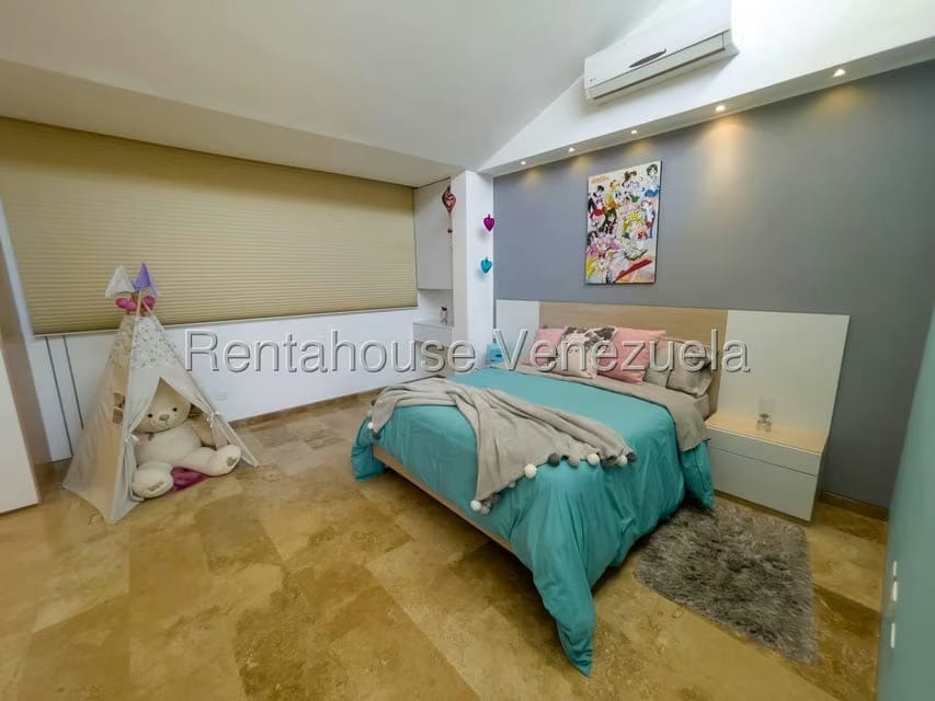 Apartamento (Duplex) en Venta en Campo Alegre, Distrito Metropolitano - 15