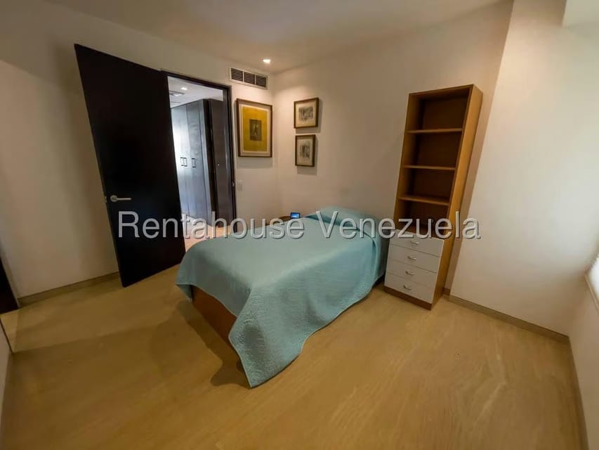 Apartamento (Duplex) en Venta en Campo Alegre, Distrito Metropolitano - 18