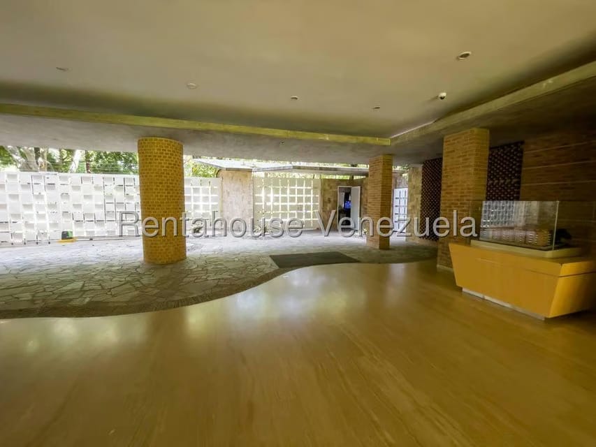 Apartamento (Duplex) en Venta en Campo Alegre, Distrito Metropolitano - 27