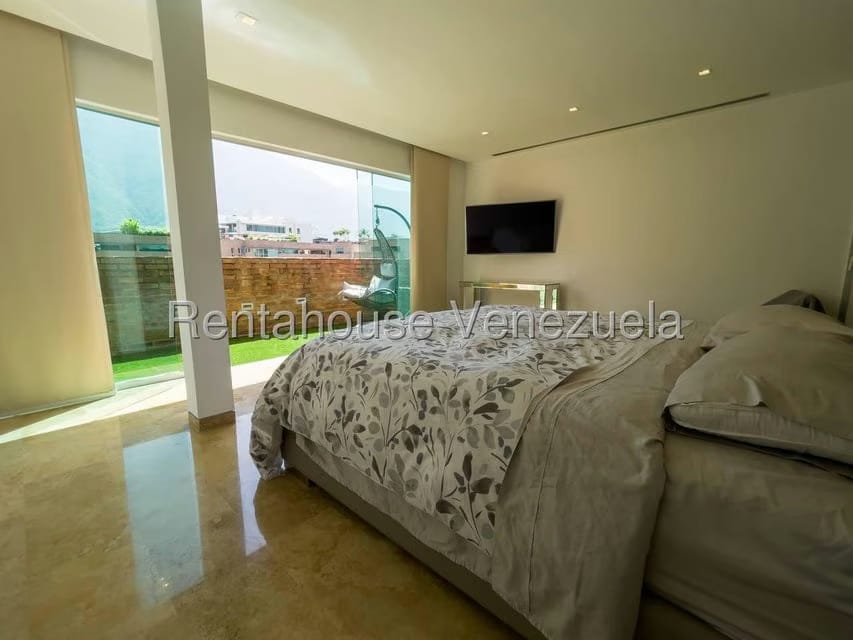 Apartamento (Duplex) en Venta en Campo Alegre, Distrito Metropolitano - 9