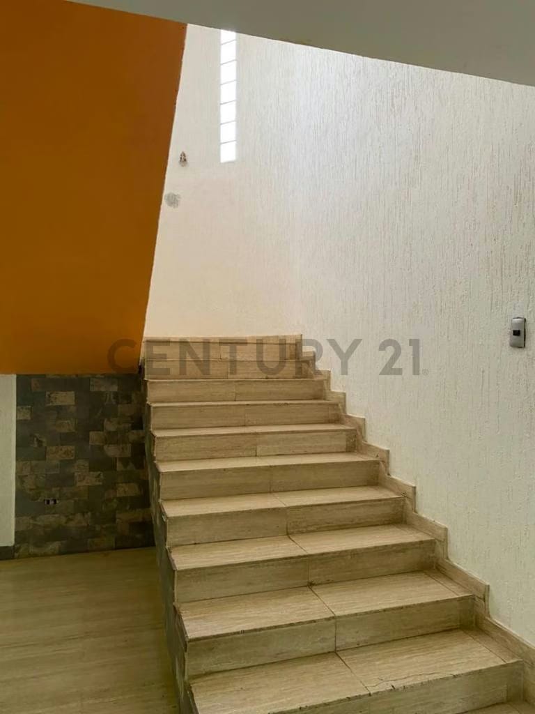 Venta de Casa Dúplex Moderna | 4 Habitaciones + Piscina | Isla de Margarita - 19