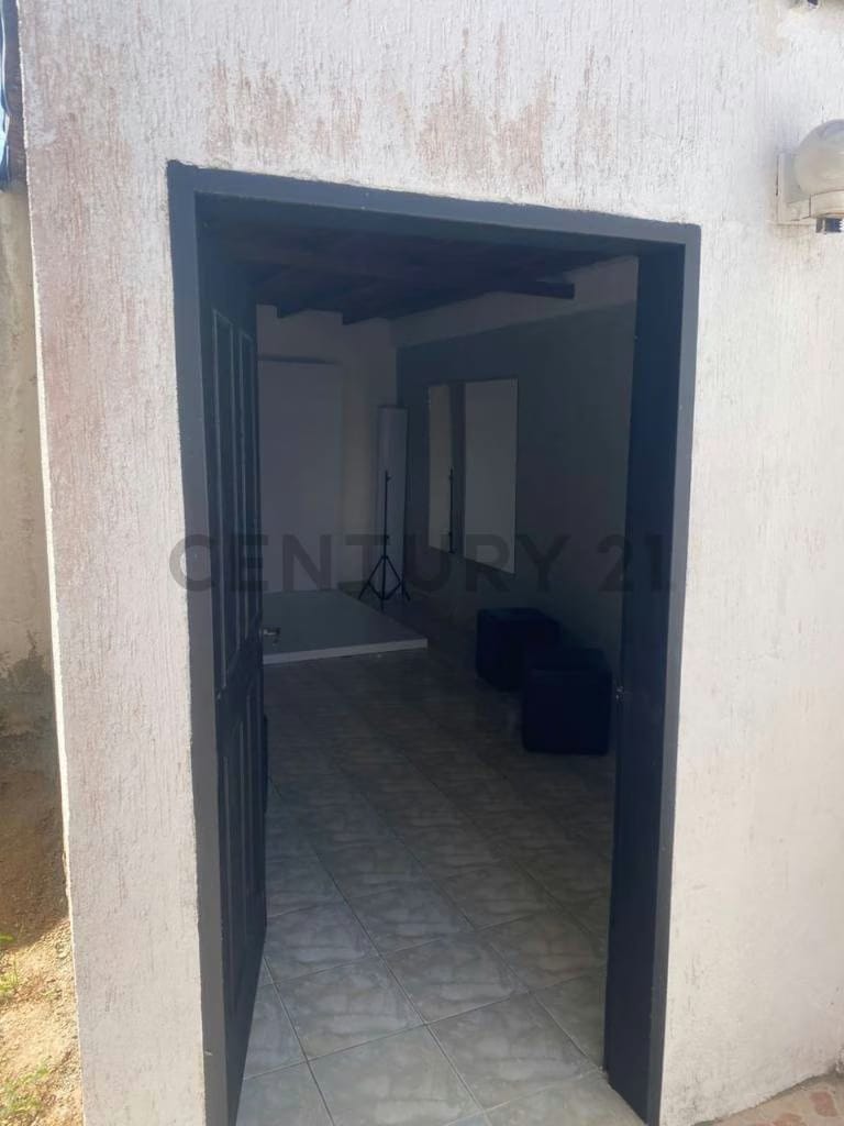 Venta de Casa Dúplex Moderna | 4 Habitaciones + Piscina | Isla de Margarita - 24
