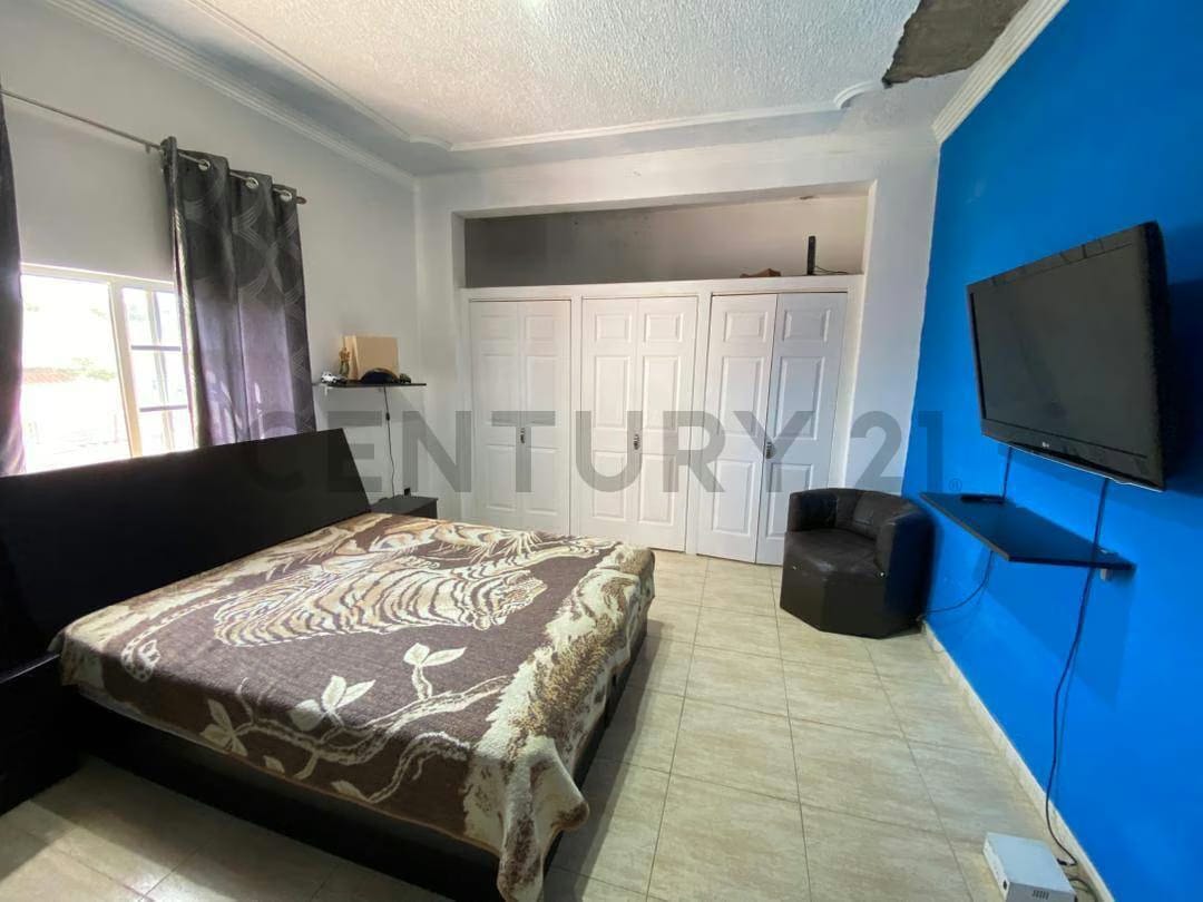 Venta de Casa Dúplex Moderna | 4 Habitaciones + Piscina | Isla de Margarita - 5