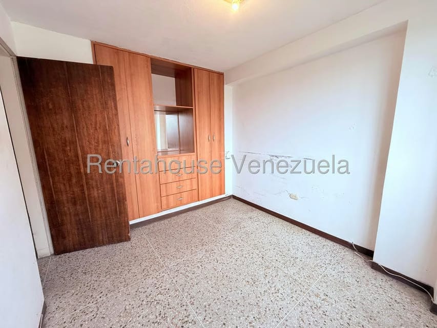Apartamento (1 Nivel) en Venta en Nueva Segovia, Lara - 28