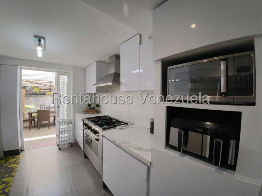 Casa (Duplex) en Venta en La Trinidad, Distrito Metropolitano - 17