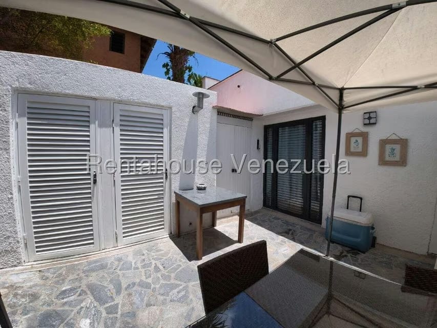Casa (Duplex) en Venta en La Trinidad, Distrito Metropolitano - 24