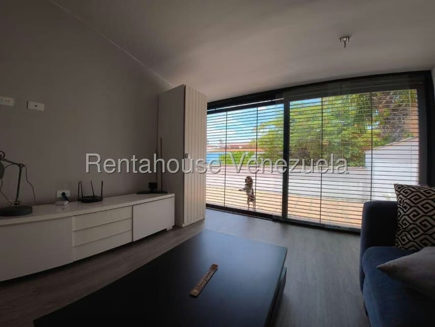 Casa (Duplex) en Venta en La Trinidad, Distrito Metropolitano - 30