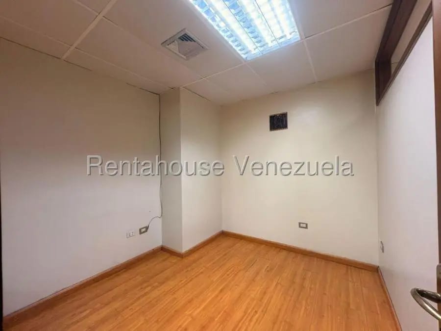 Oficina en Alquiler en Maracaibo - 2