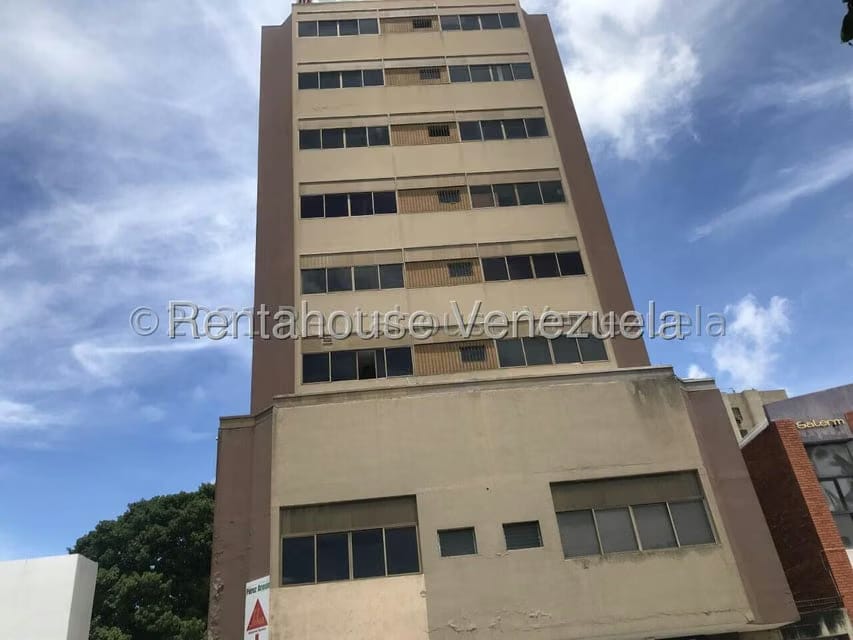 Comercial (Oficina) en Alquiler en Parroquia Santa Rosa, Lara