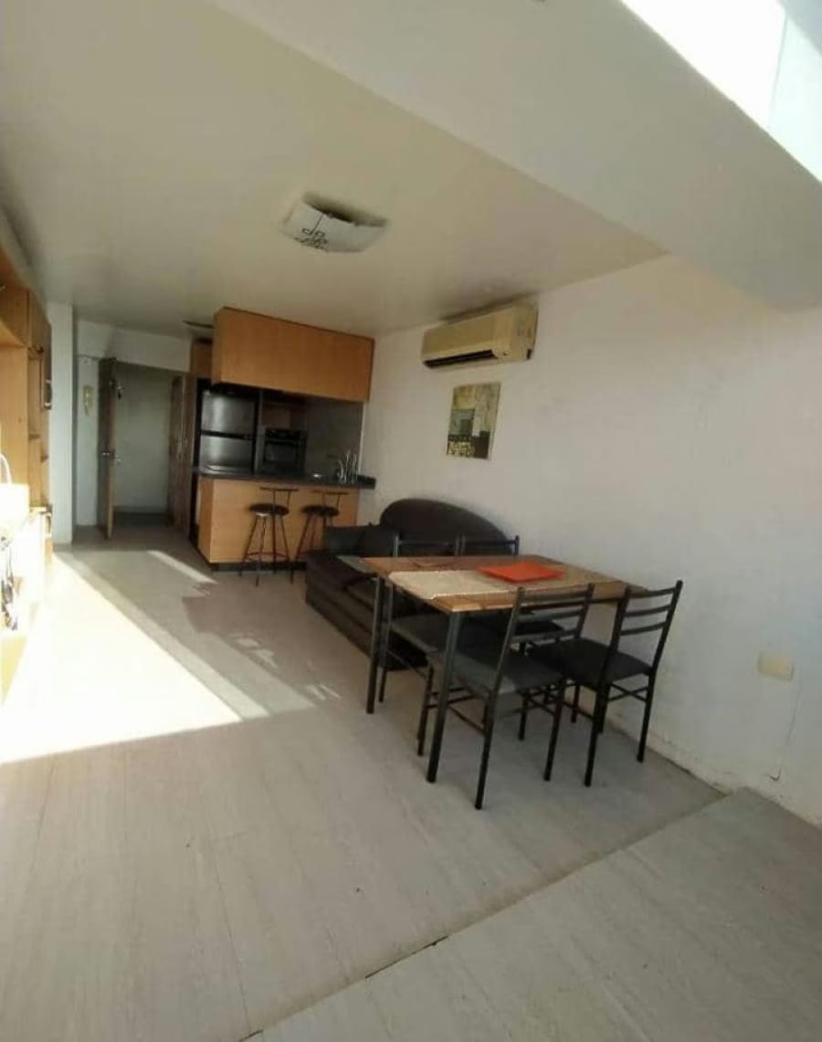 Apartamento en Venta en Catia La Mar - 7