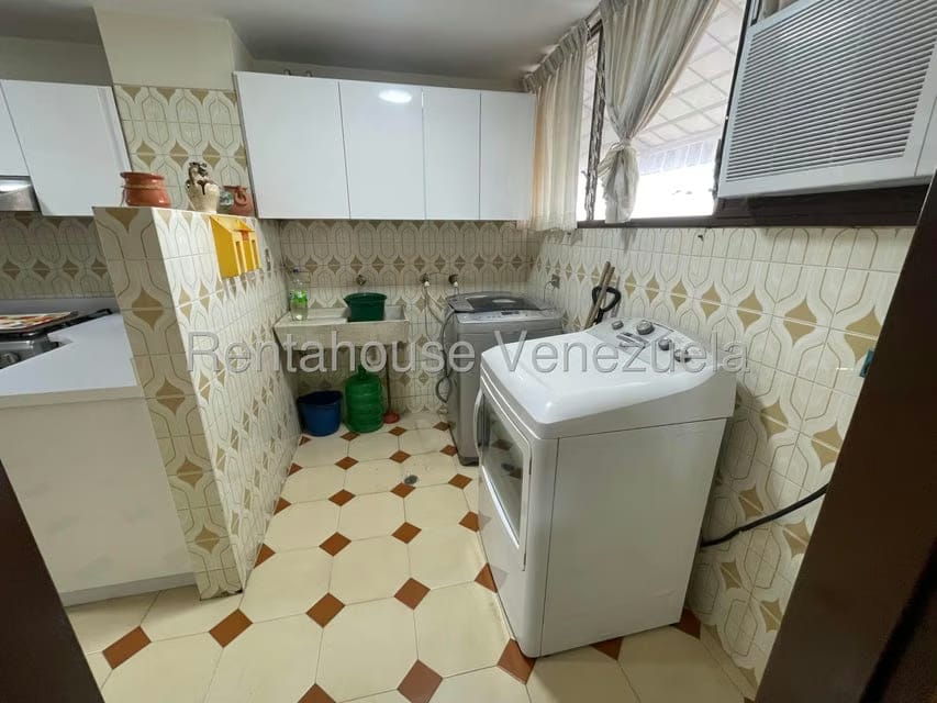 Apartamento (1 Nivel) en Alquiler en Andres Bello, Aragua - 13