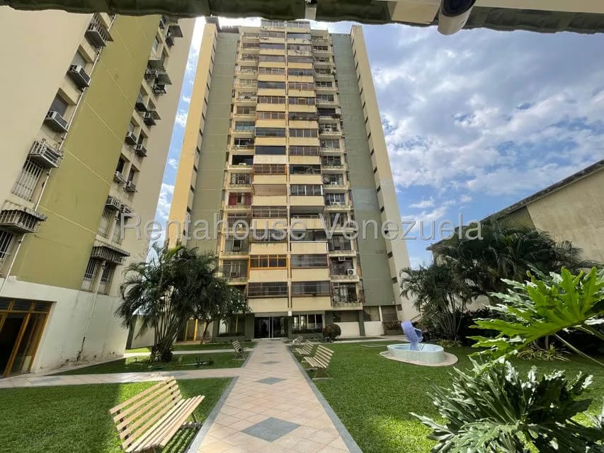 Apartamento (1 Nivel) en Alquiler en Andres Bello, Aragua - 14