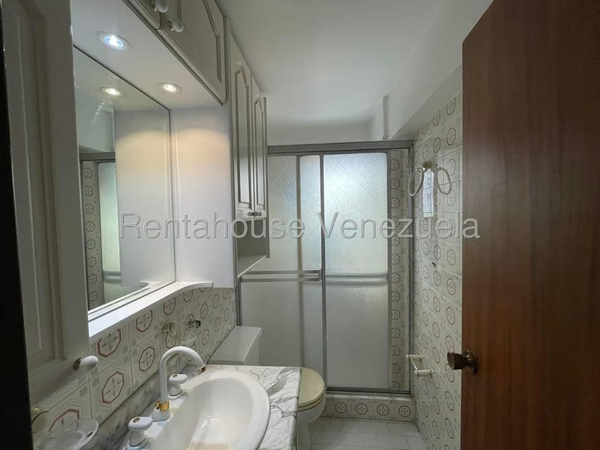 Apartamento (1 Nivel) en Alquiler en Andres Bello, Aragua - 5