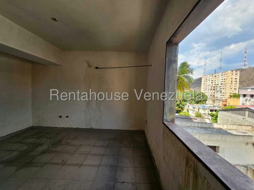Apartamento (1 Nivel) en Venta en Zona Centro, Aragua - 13