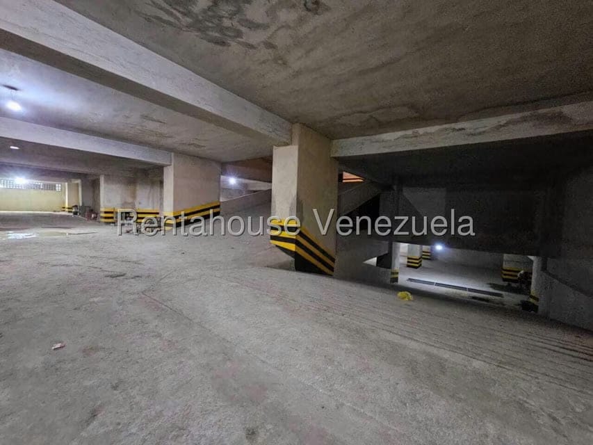 Apartamento (1 Nivel) en Venta en Zona Centro, Aragua - 19