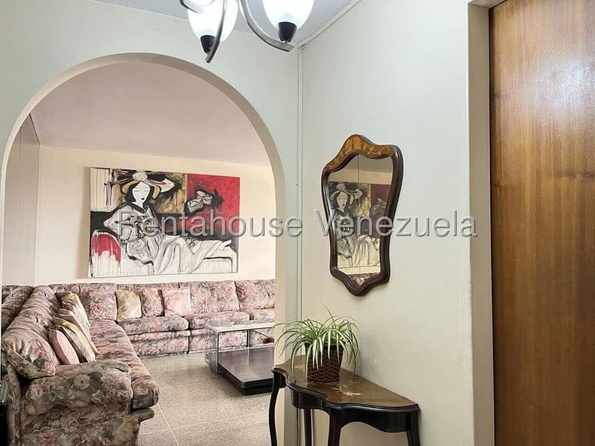 Apartamento (1 Nivel) en Venta en Colinas de Bello Monte, Distrito Metropolitano - 12