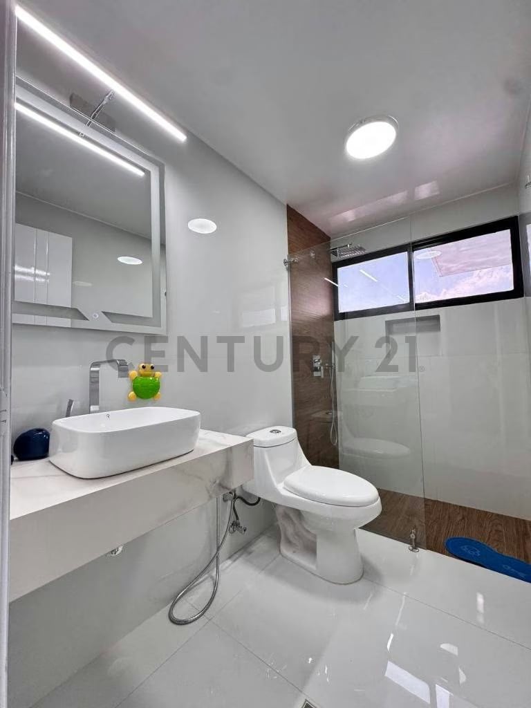 En venta amplia casas bote b - 17