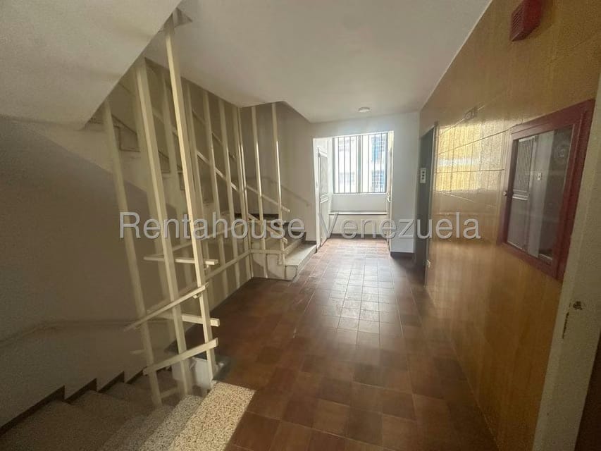 Apartamento (1 Nivel) en Venta en La Urbina, Distrito Metropolitano - 31