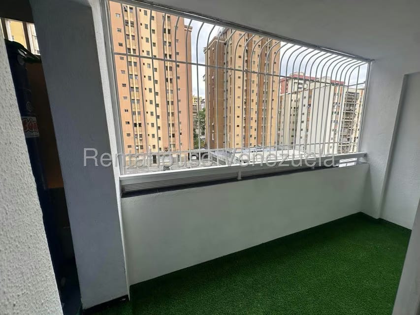 Apartamento (1 Nivel) en Venta en La Urbina, Distrito Metropolitano - 8