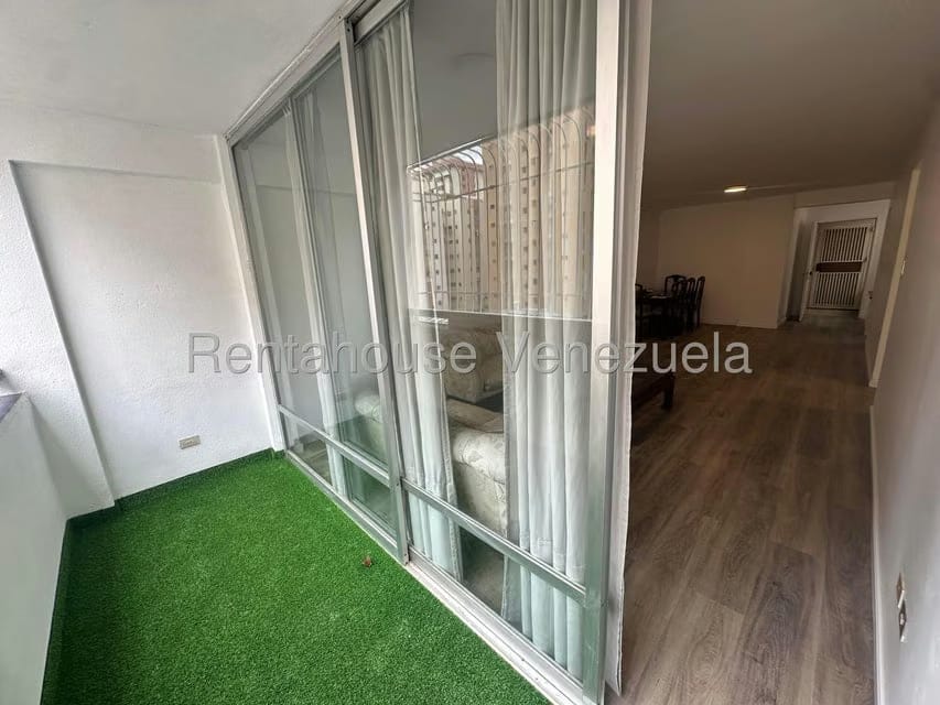 Apartamento (1 Nivel) en Venta en La Urbina, Distrito Metropolitano - 10