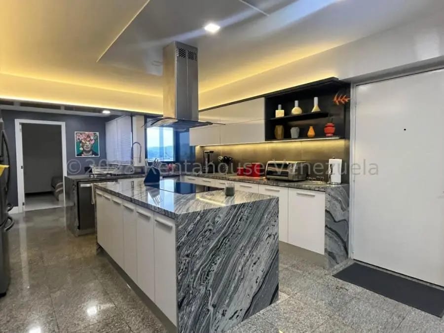 Apartamento en Alquiler en Los Palos Grandes Caracas - 11