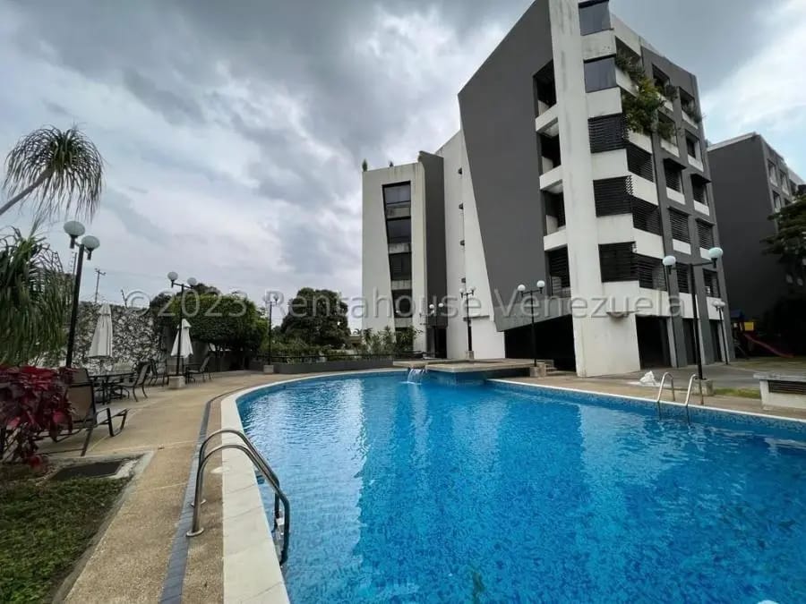 Apartamento en Alquiler en Los Palos Grandes Caracas - 13