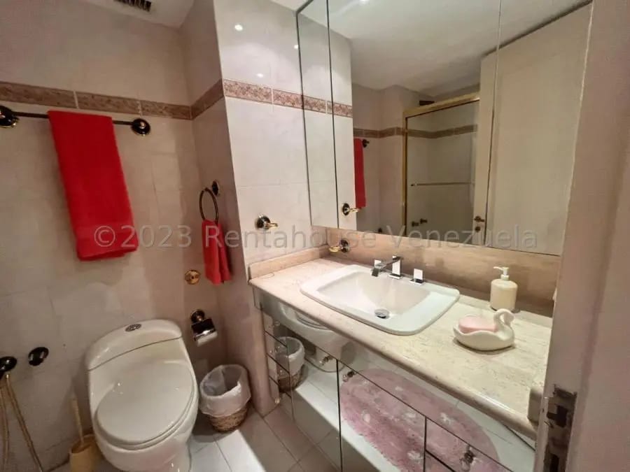 Apartamento en Alquiler en Los Palos Grandes Caracas - 9