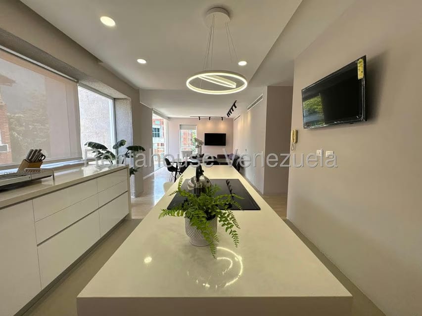 Apartamento (1 Nivel) en Alquiler en La Castellana, Distrito Metropolitano - 4