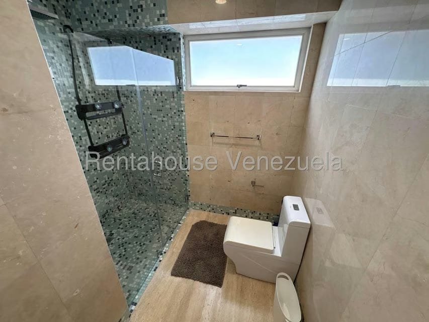 Apartamento (1 Nivel) en Alquiler en La Castellana, Distrito Metropolitano - 32