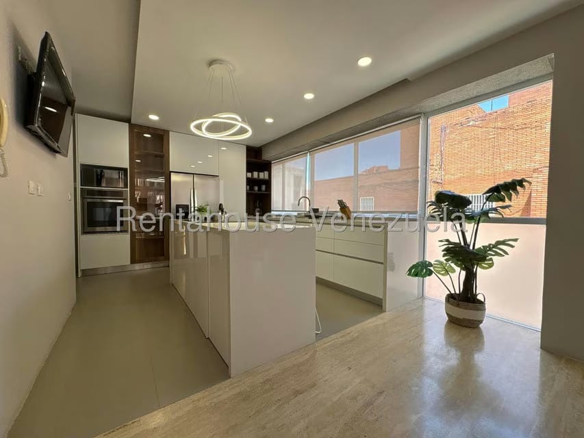 Apartamento (1 Nivel) en Alquiler en La Castellana, Distrito Metropolitano - 6