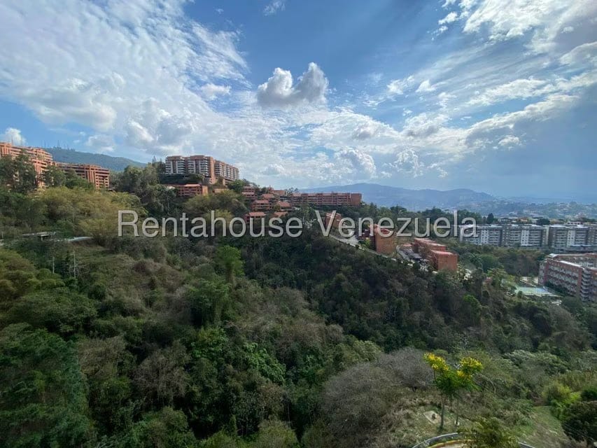 Apartamento (1 Nivel) en Alquiler en Colinas de La Tahona, Distrito Metropolitano - 17