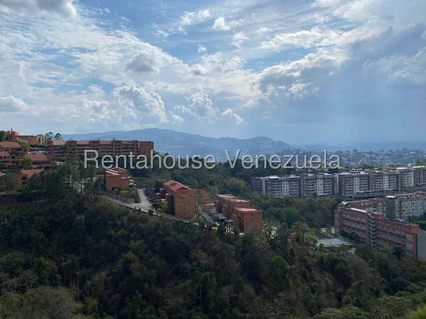 Apartamento (1 Nivel) en Alquiler en Colinas de La Tahona, Distrito Metropolitano - 18