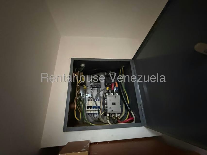 Negocios y Empresas (Medicina y Salud) en Venta en Los Salias, Miranda - 16