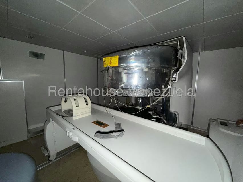 Negocios y Empresas (Medicina y Salud) en Venta en Los Salias, Miranda - 24