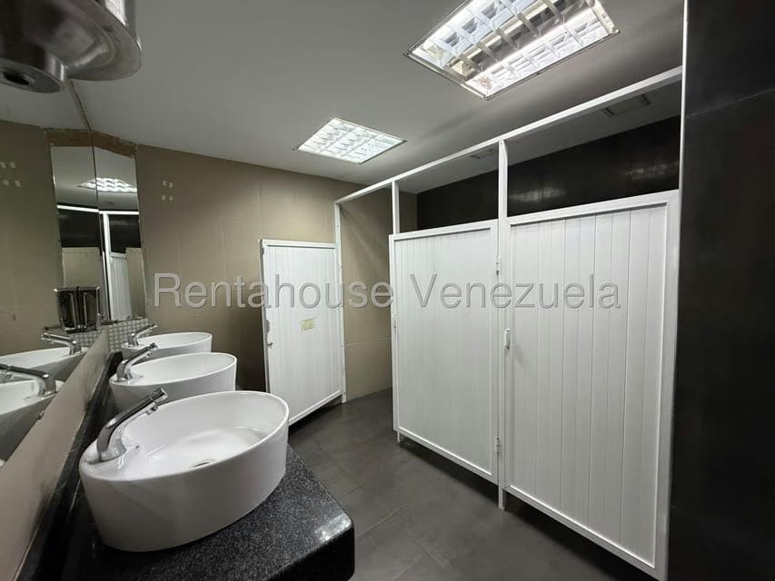 Negocios y Empresas (Medicina y Salud) en Venta en Los Salias, Miranda - 54