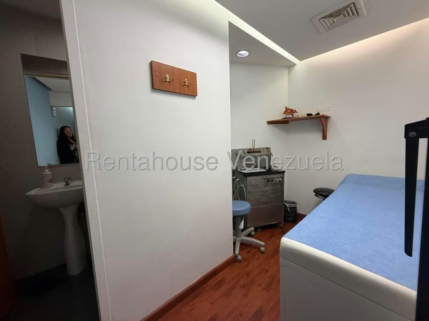 Negocios y Empresas (Medicina y Salud) en Venta en Los Salias, Miranda - 69