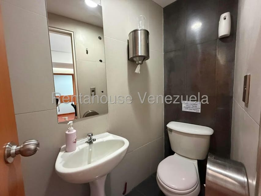 Negocios y Empresas (Medicina y Salud) en Venta en Los Salias, Miranda - 70