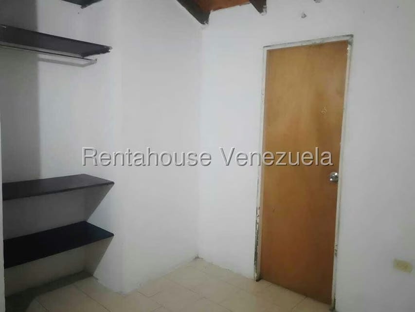 Casa (1 Nivel) en Alquiler en Los Robles, Portuguesa - 6