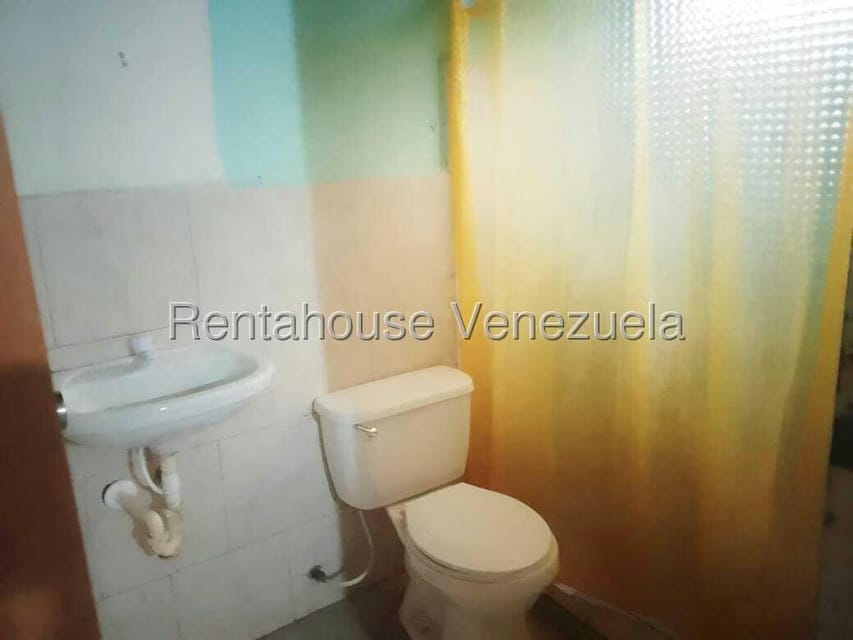 Casa (1 Nivel) en Alquiler en Los Robles, Portuguesa - 7