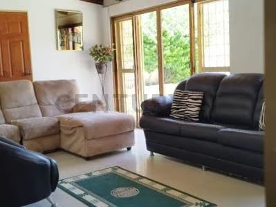 Amplia Casa equipada y amoblada en una excelente zona, - 4