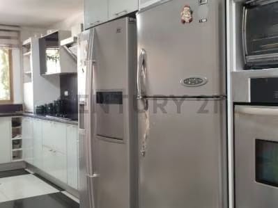 Amplia Casa equipada y amoblada en una excelente zona, - 9