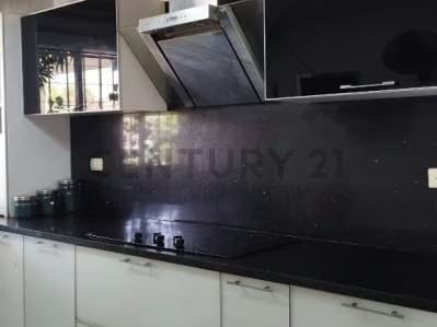 Amplia Casa equipada y amoblada en una excelente zona, - 10