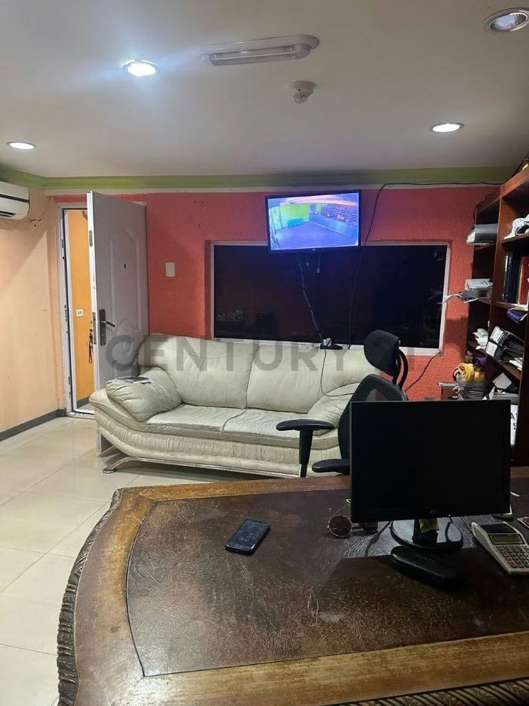 LOCAL COMERCIAL CENTRO DE PUERTO LA CRUZ - 6