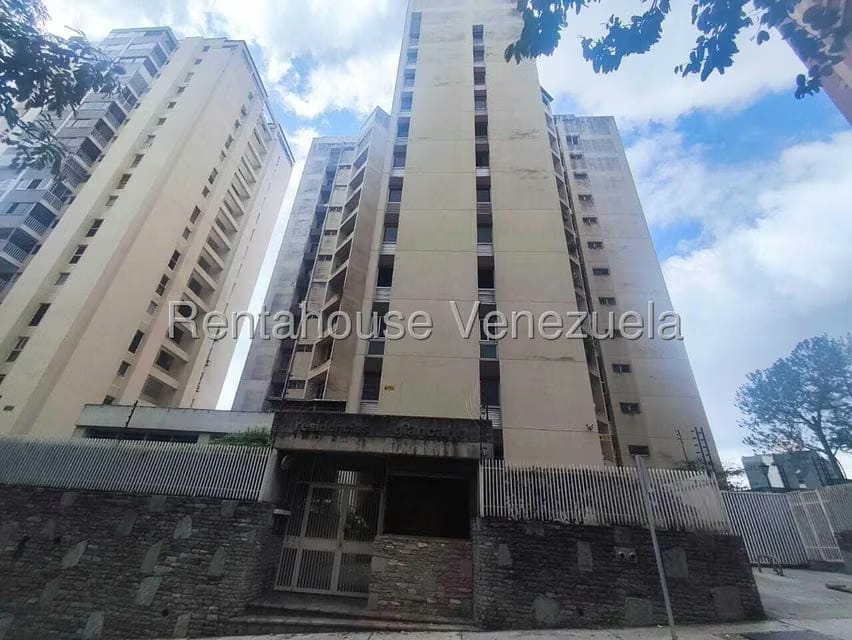 Apartamento (1 Nivel) en Venta en Prados del Este, Distrito Metropolitano