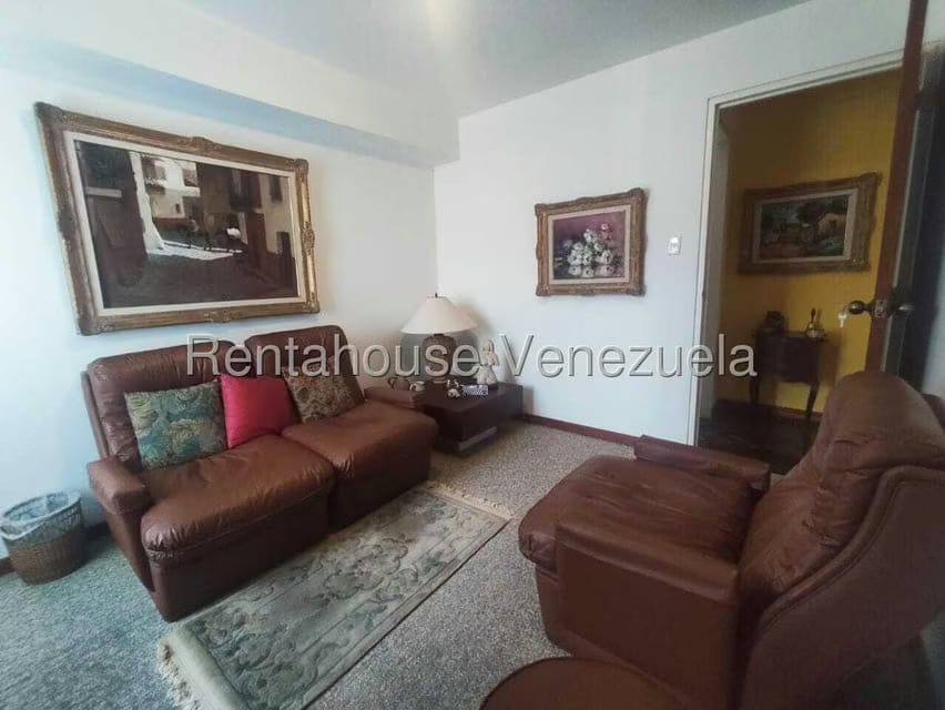 Apartamento (1 Nivel) en Venta en Prados del Este, Distrito Metropolitano - 12