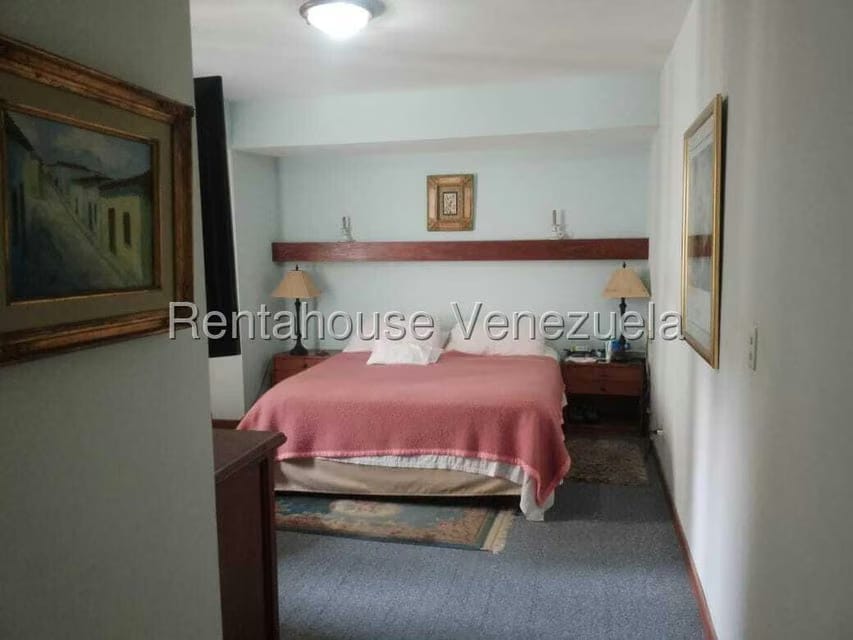 Apartamento (1 Nivel) en Venta en Prados del Este, Distrito Metropolitano - 27