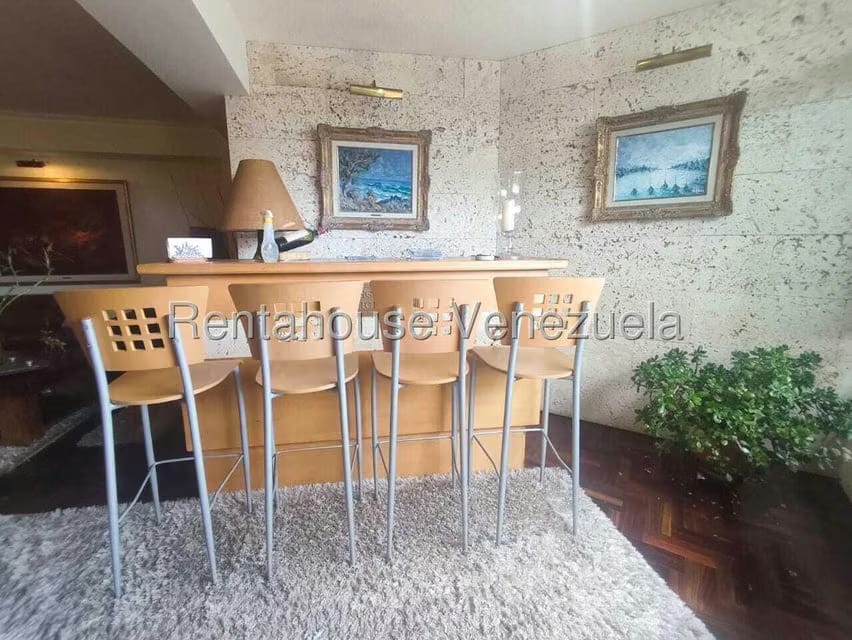 Apartamento (1 Nivel) en Venta en Prados del Este, Distrito Metropolitano - 38