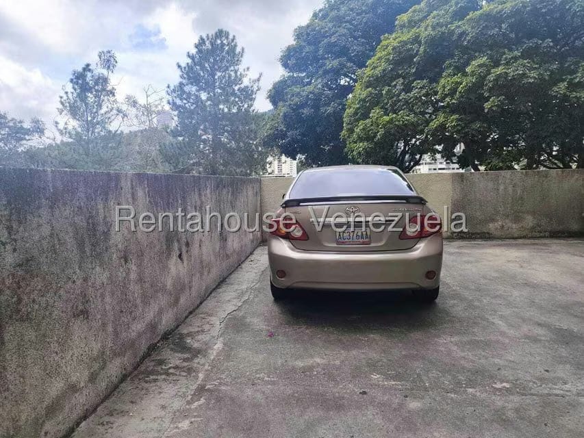 Apartamento (1 Nivel) en Venta en Prados del Este, Distrito Metropolitano - 50