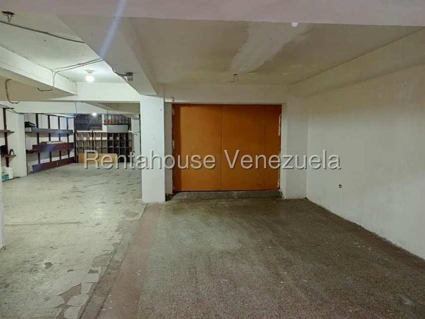 Edificio en Alquiler en Parroquia Catedral, Distrito Metropolitano - 15