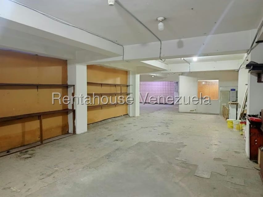 Edificio en Alquiler en Parroquia Catedral, Distrito Metropolitano - 19